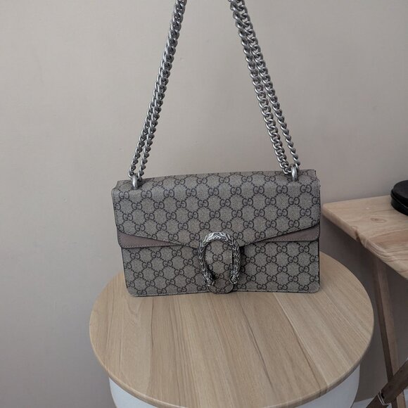 Gucci Women's hang bag/ shoulder bag / crossbody bag - Picture 2 of 9